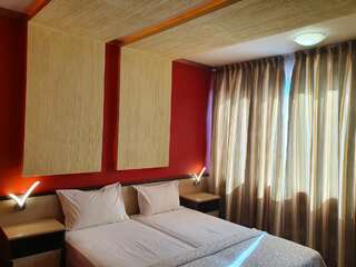 Отель Hotel Gabi Пловдив Двухместный номер с 2 отдельными кроватями-7